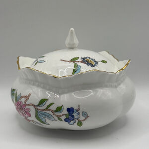 Aynsley Pembroke Gold Trim Floral Fine Bone China Windsor trinket box with Lid